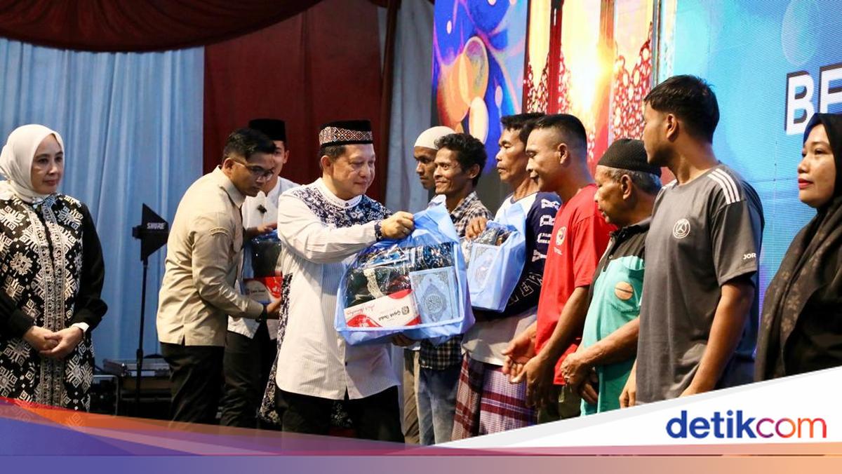 First Day of Ramadan: Tito Karnavian Breaks Fast with Aceh Tamiang Residents