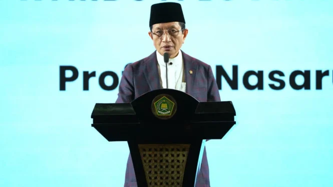 Religious Affairs Minister Nasaruddin Prays for Palestinian Independence