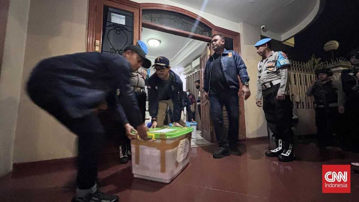 National Police Seize Four Boxes of Gold Bars from Surabaya Residence