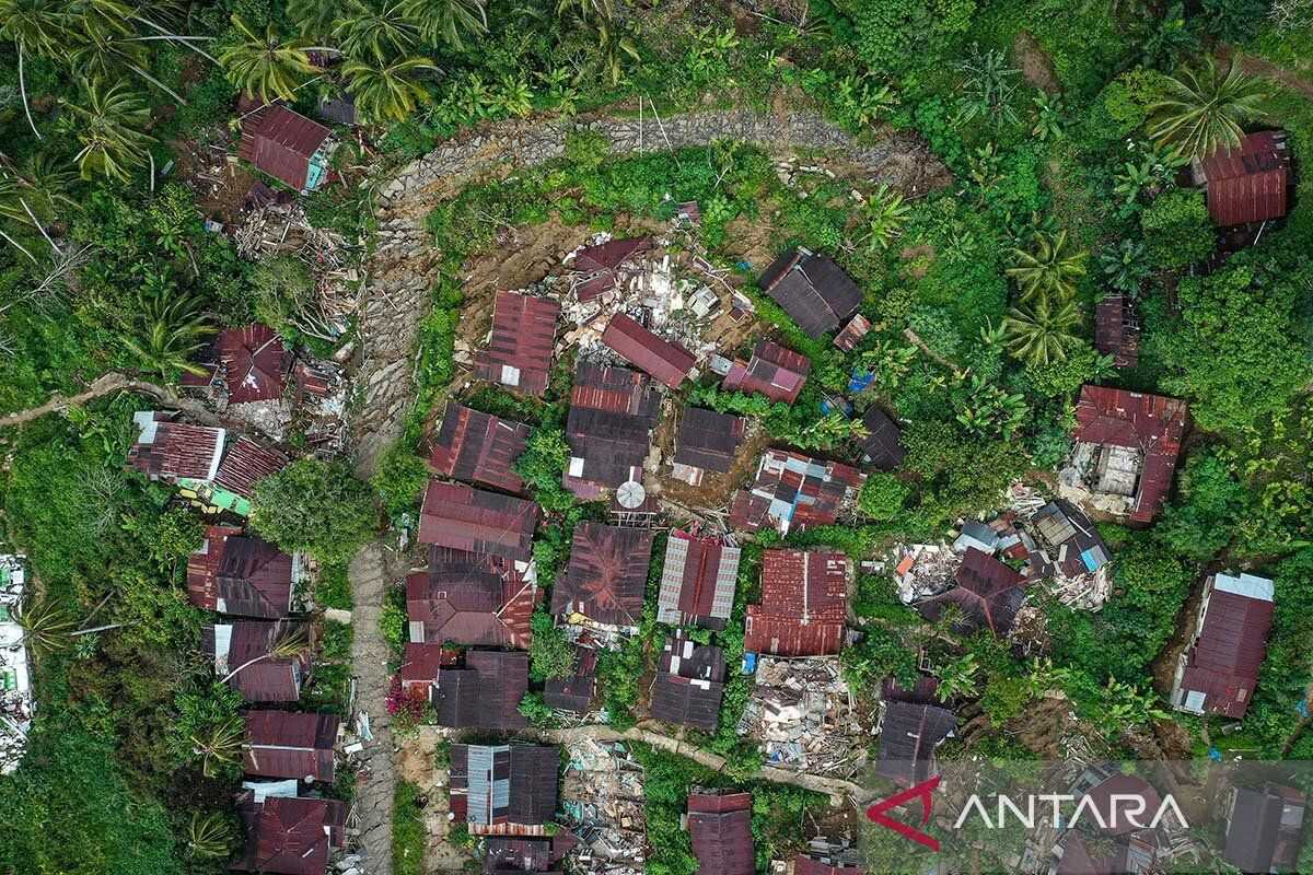 Plan to Relocate 186 Households Displaced by Landslide in Tandihat Village