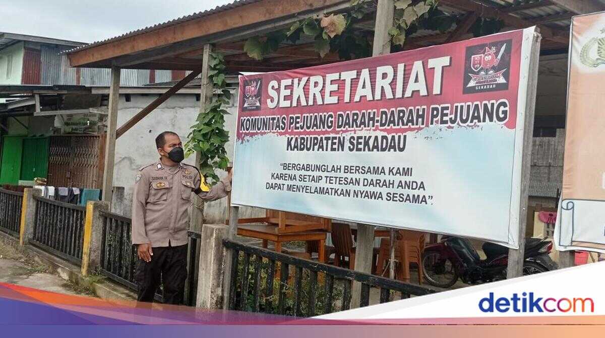 Meet Ipda Subhan, the Officer Behind Sekadau's Blood Warriors Community