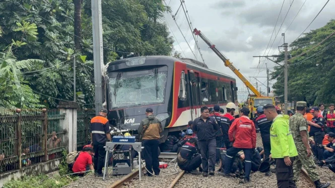 Latest Update on Truck Collision with Soekarno-Hatta Airport Train in Batuceper: Commuter Line Resumes on Single Alternating Track
