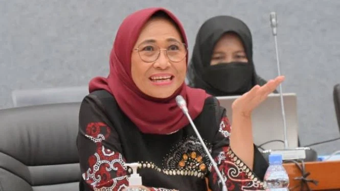 Padel Courts Proliferate Across Indonesia as MP Urges Residents' Comfort Be Prioritised