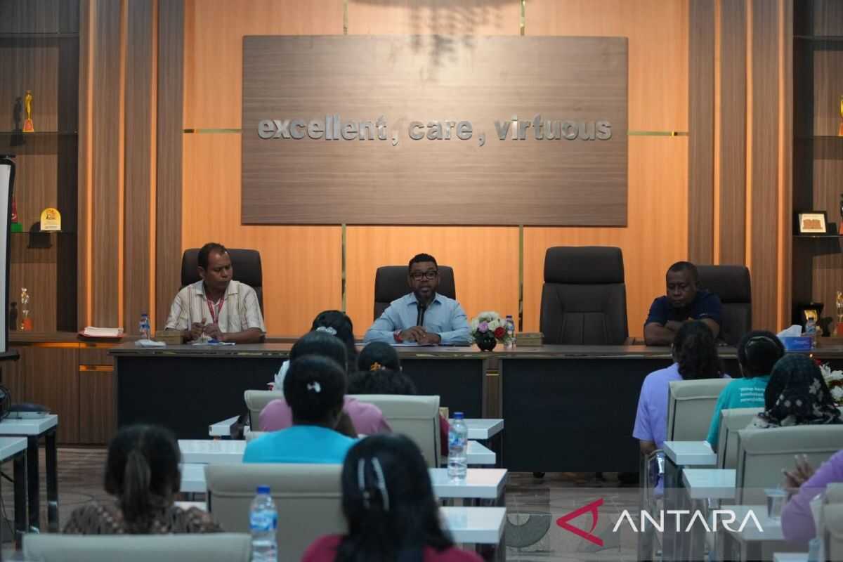 Manokwari district government urged to review dismissal of 235 healthcare workers