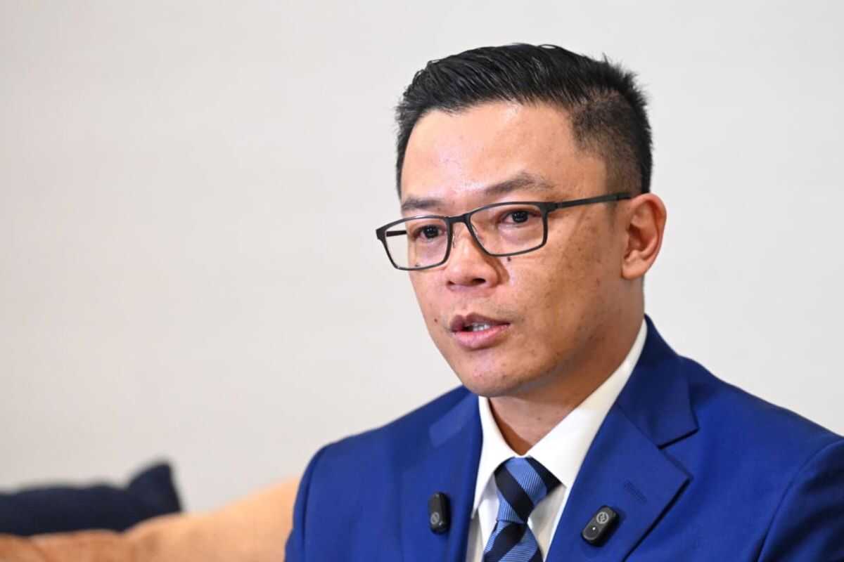 Foreign Minister: Indonesia sends 8,000 troops rather than paying 1 billion US dollars