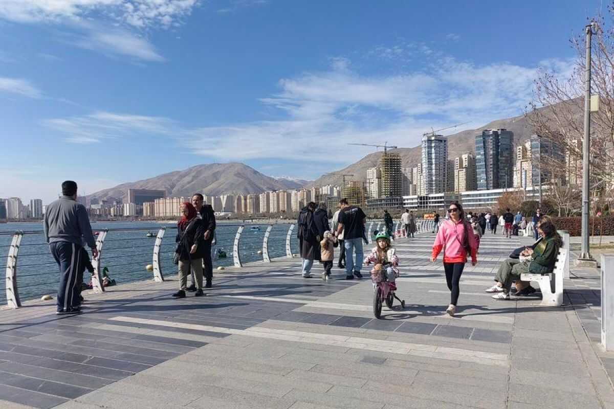 Trump Says He Is Considering Limited Strikes Against Iran