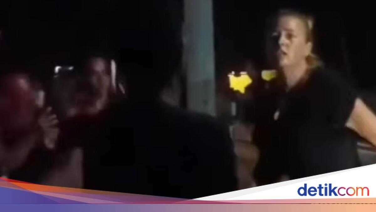 Foreign National Protests Quran Recitation Sound as PBNU Pushes for Local Mosque Speaker Regulations