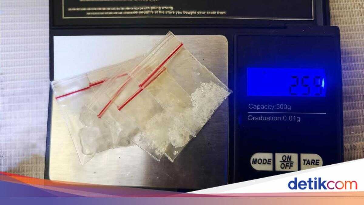 Police Bust Methamphetamine Ring in Teluknaga, Tangerang; Dealer Arrested