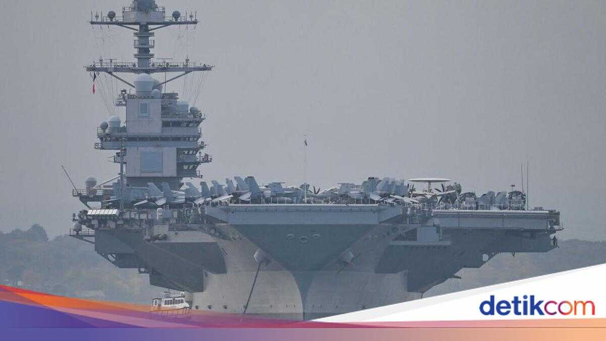 US-Iran Tensions Escalate as World's Largest Aircraft Carrier Enters Mediterranean Sea