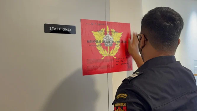 Luxury Jewellery Shop in Pluit Sealed by Customs — What Caused It?