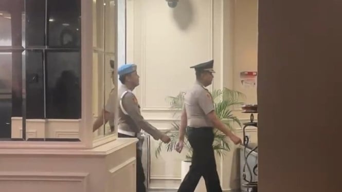 Roles of Wife and Female Officer Revealed in Former Bima Police Chief's Drug Case