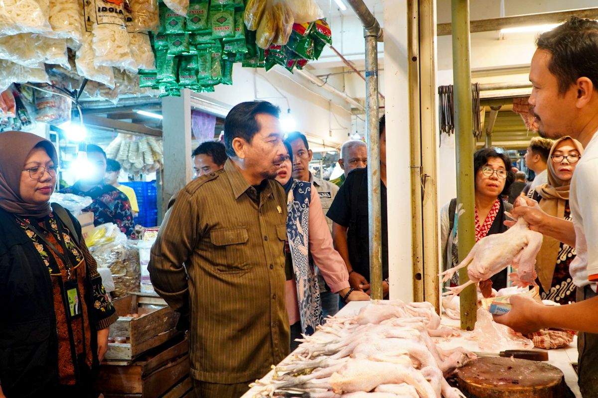 National Food Agency ensures food price stability at Bogor's Gembrong Market