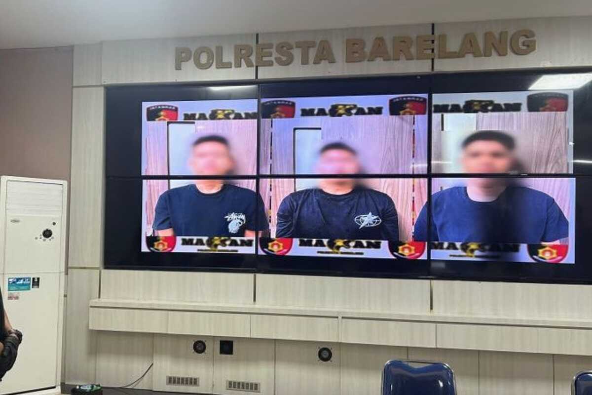 Batam Police Bust Grindr Blackmail Syndicate Targeting Malaysian Tourist