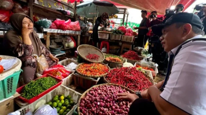 Chilli Prices Surge to Rp 140,000 per Kilogram as Government Moves to Intervene