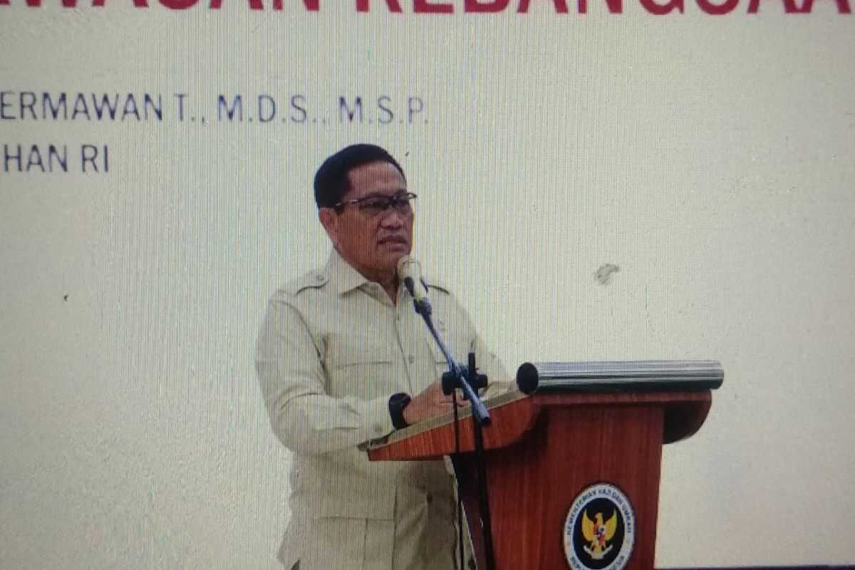 Deputy Defence Minister Delivers National Defence Briefing for Civil Servants