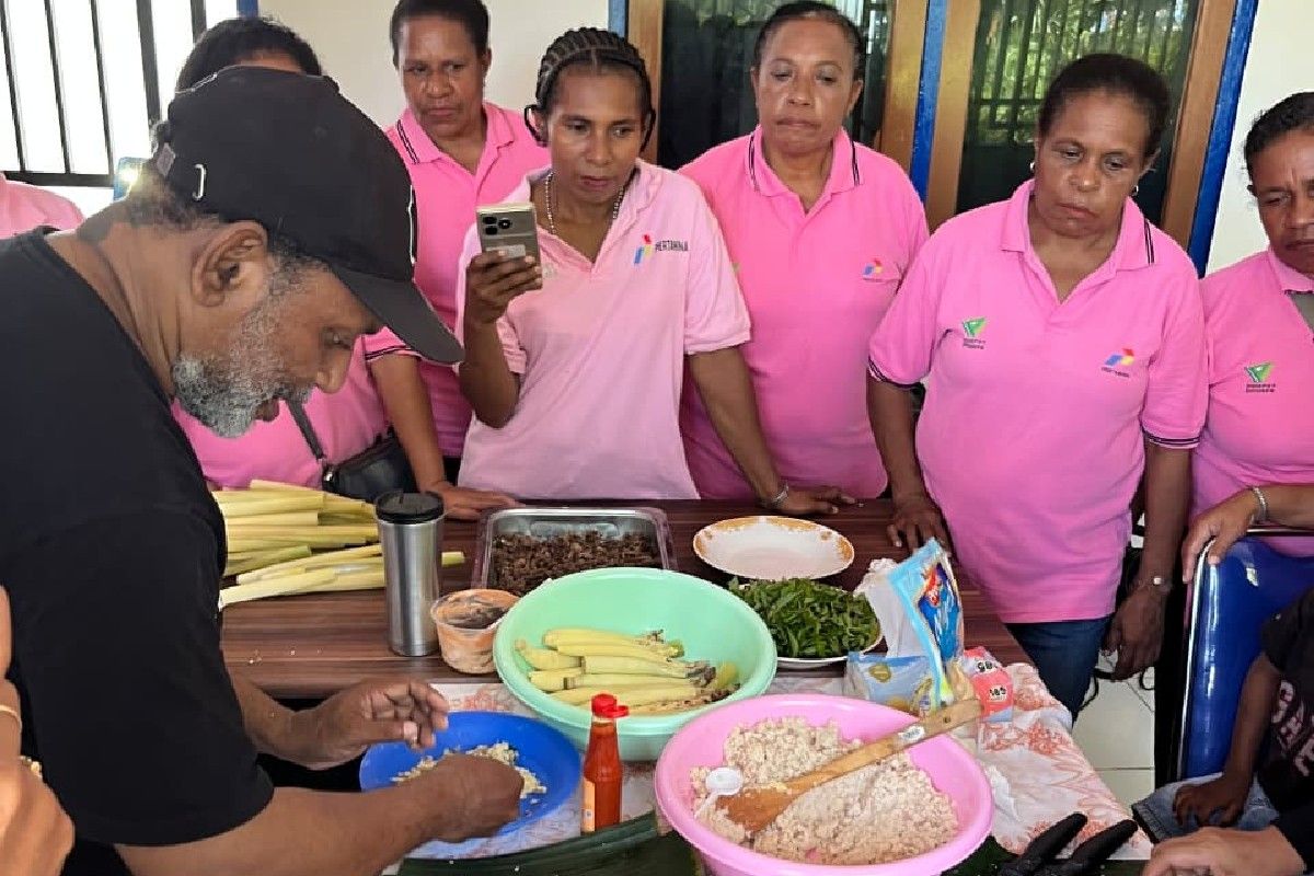 Pertamina Papua Educates Community on Nutrition to Prevent Stunting Through Local Foods