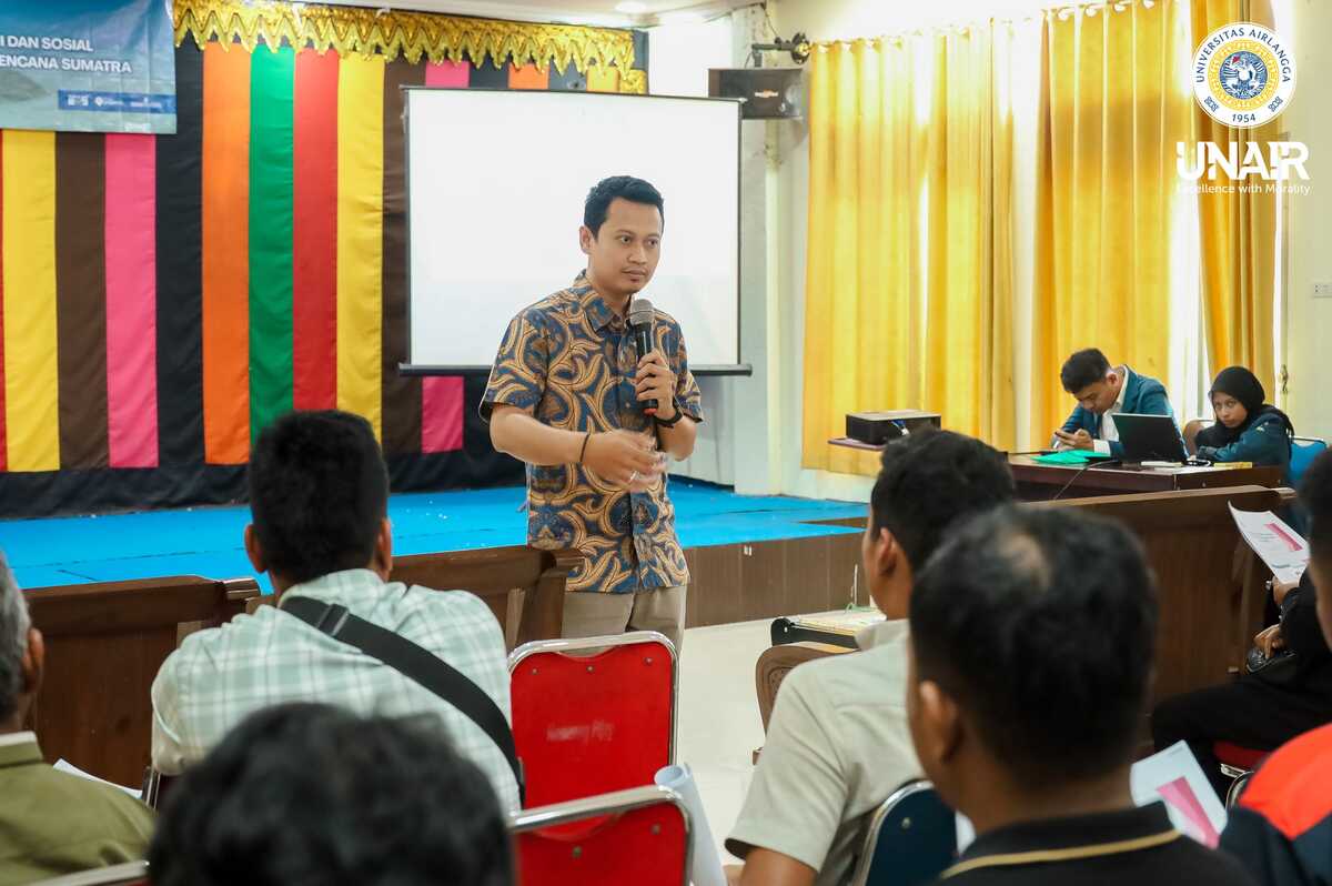 UNAIR Lecturer Stresses Importance of Financial Management for Micro-Enterprise Operators