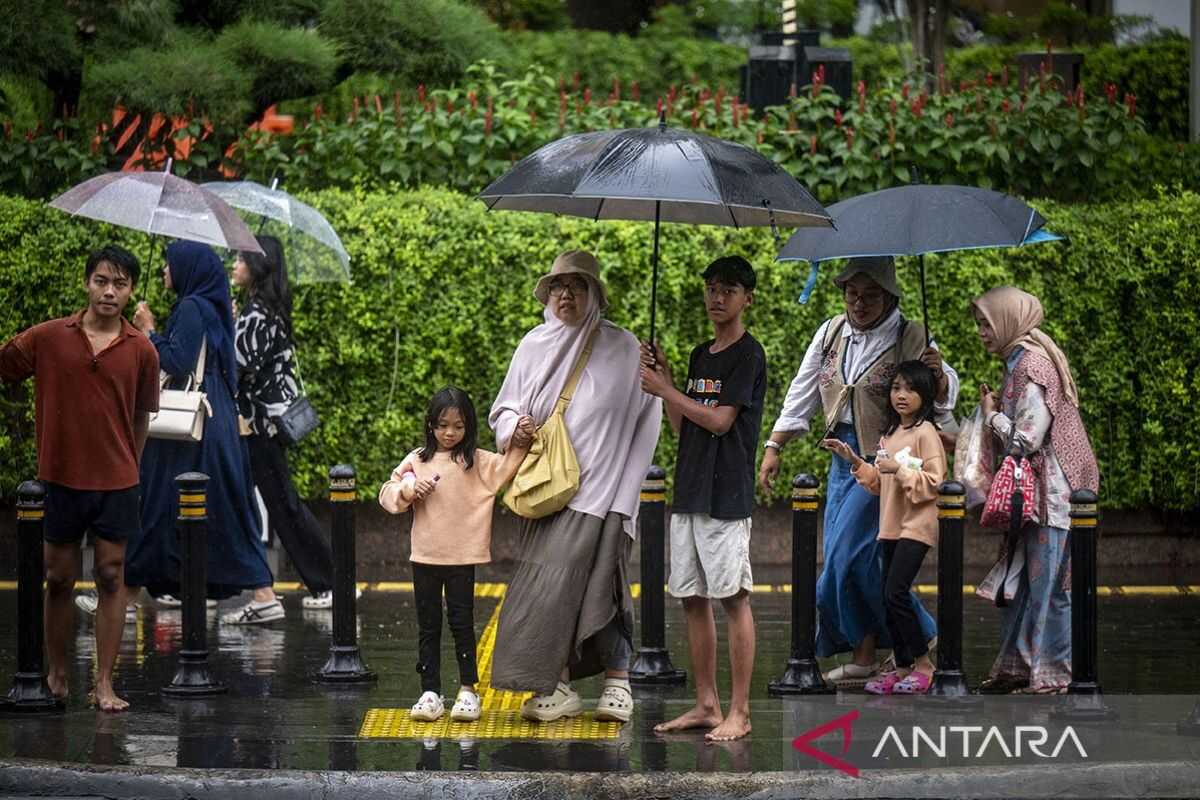 Jakarta forecast to continue receiving rain on Monday
