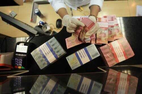 Rupiah Strengthens to Rp 16,868 per US Dollar as January Money Supply Grows 10 Per Cent