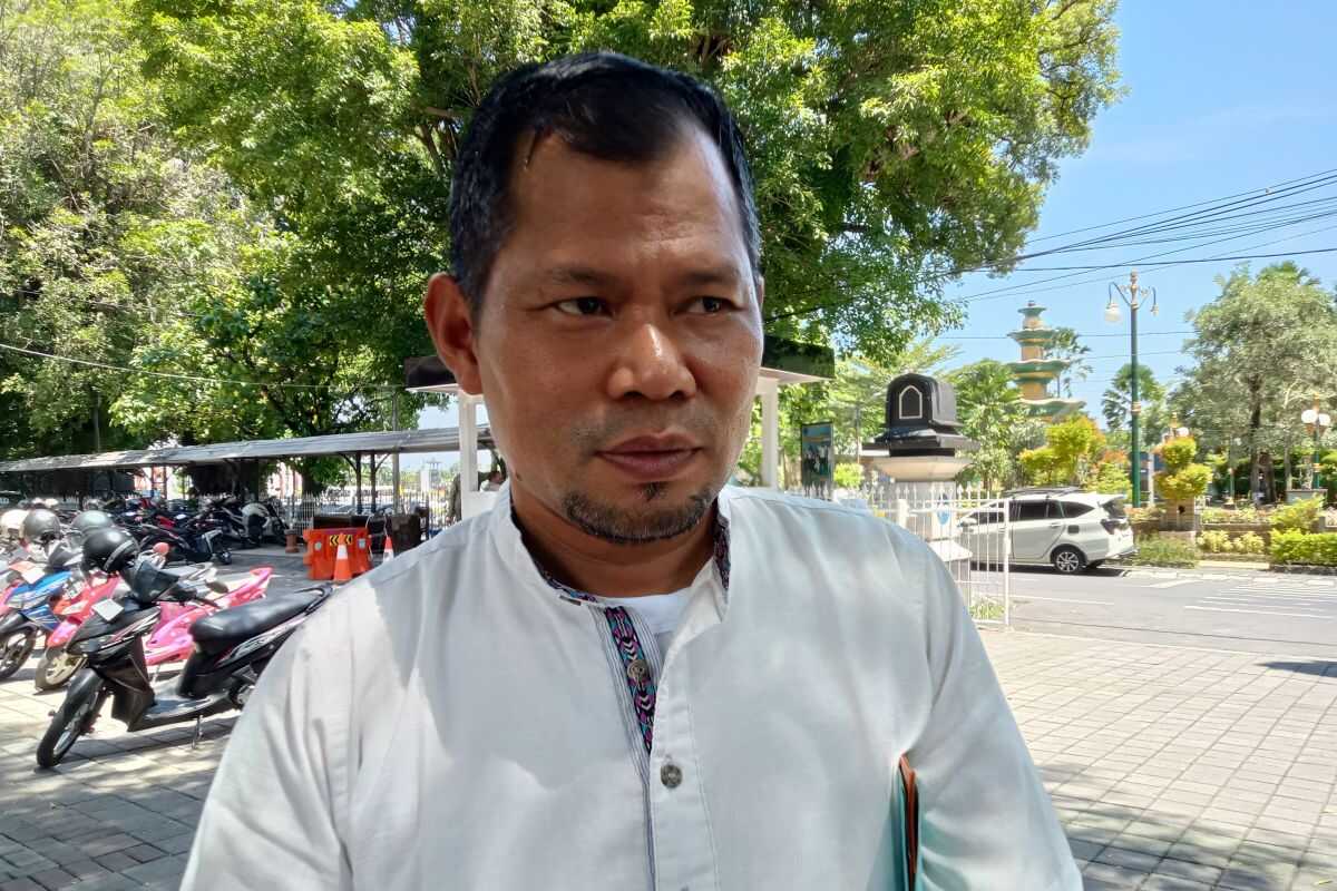 Food Stalls Open During Daytime in Ramadan "Warned" by Mataram Civil Service Police