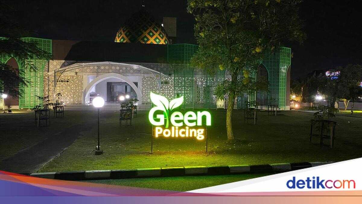Iconic Green Policing Signs Displayed at 10 Locations to Make Pekanbaru a Green City