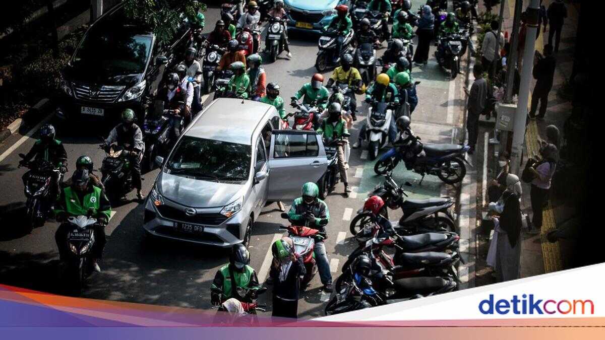 Palmerah Market in Disarray: Pramono Highlights Poor Access to Railway Station