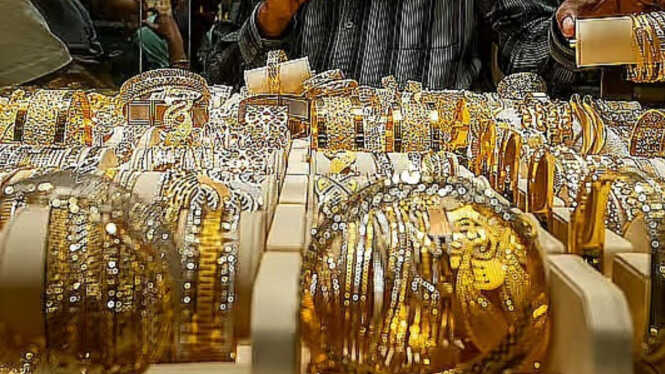 Global Gold Price Projected to Reach US$10,000, Analyst Reveals Driving Factors