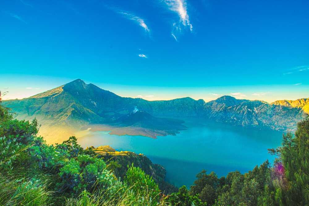Indonesia Tightens Mount Rinjani Safety Regulations Following Fatal Accident