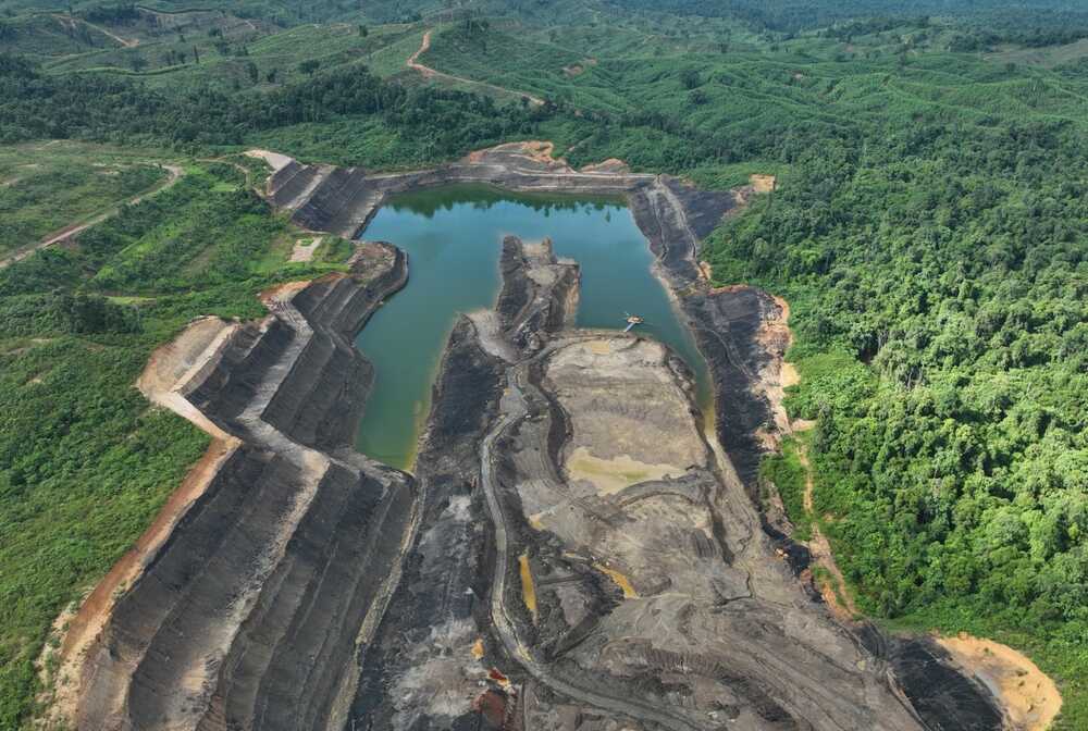 Breaking Free: Indonesia's Path to Energy Independence from China