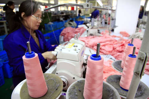 Indonesia's Garment Sector Faces Layoffs Amid China's Dumping Practices