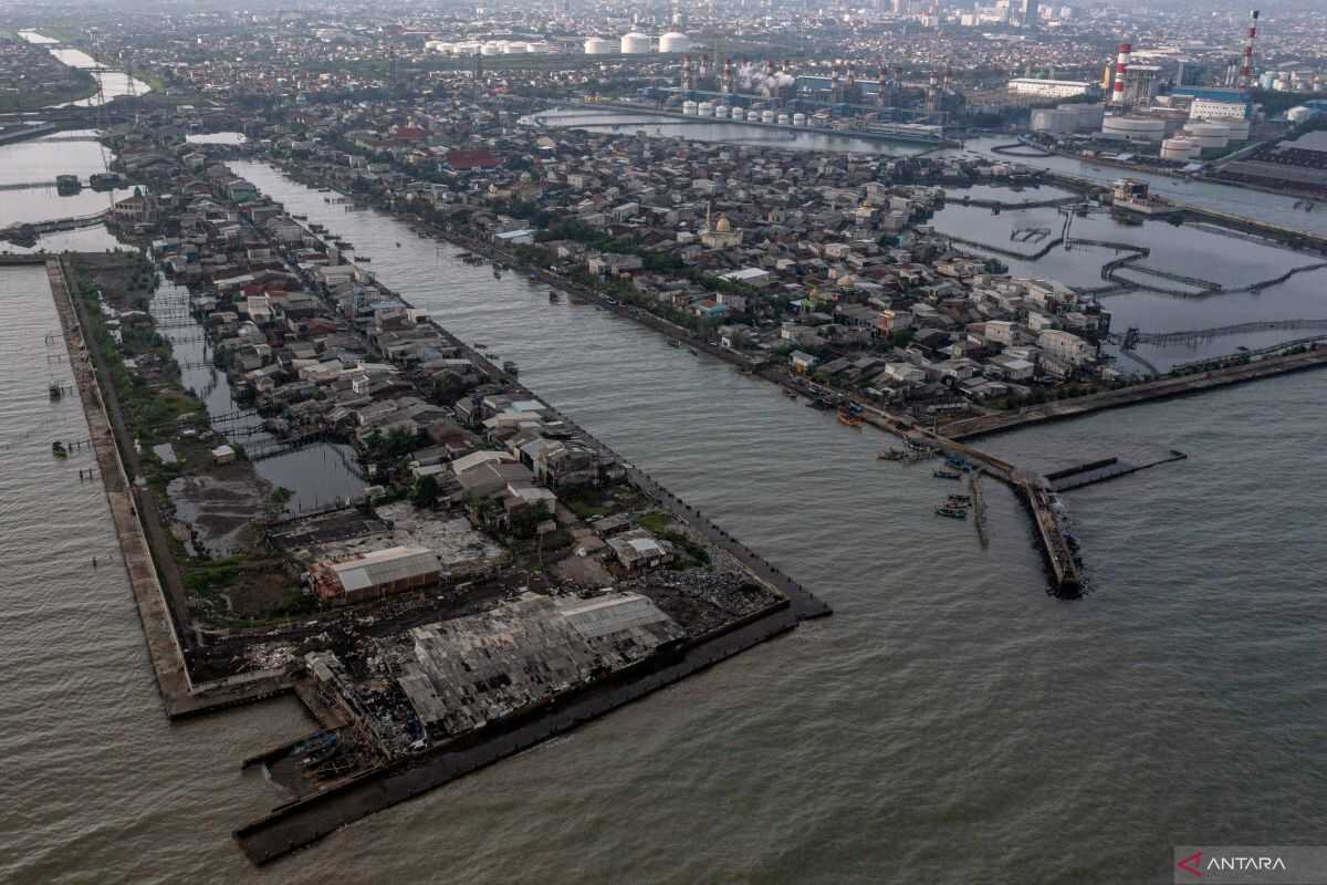 BOPPJ: Plans for Giant Sea Wall Integrated with Semarang-Demak Toll Road Already Under Discussion