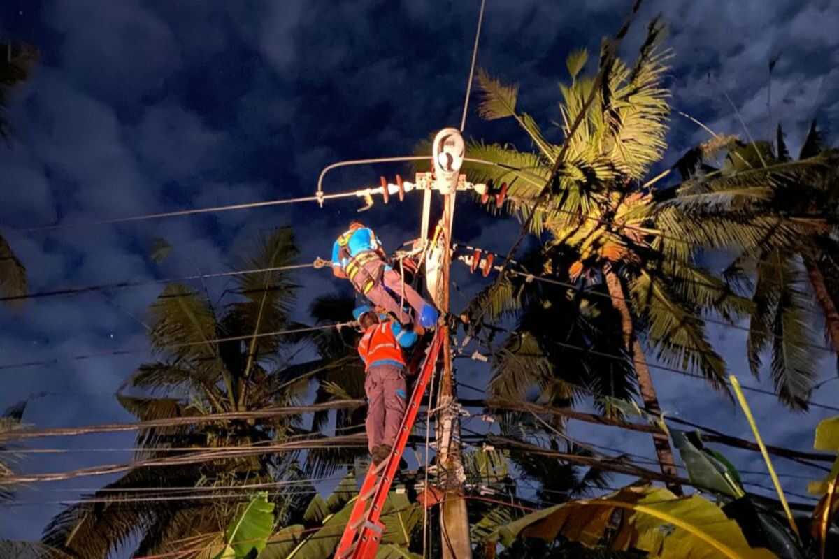 Extreme weather disrupts Bali power, restored in hour: PLN