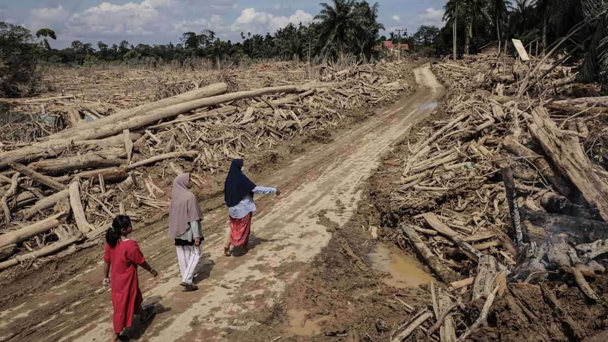 Parliament and Government Agree to Restore 29 Villages Lost to Sumatra Floods