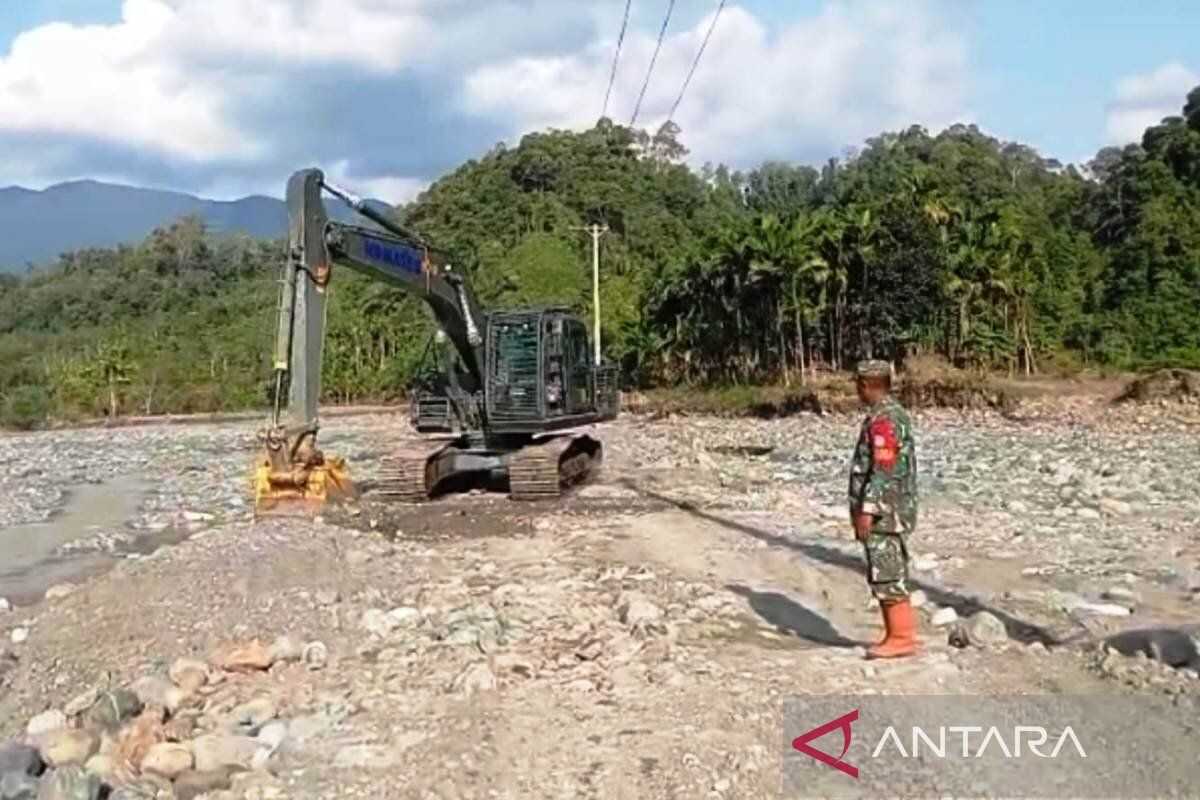 West Aceh District Completes Repair of Severed Road to Remote Sikundo Community