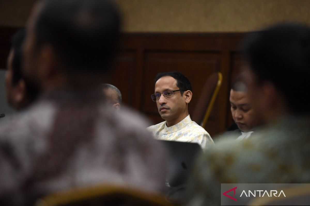 Witness says no record of Rp809.59 billion flowing to Nadiem Makarim
