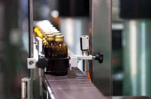 Minister of Religious Affairs Mandates Halal Certification for Pharmaceuticals This Year: Industry Response