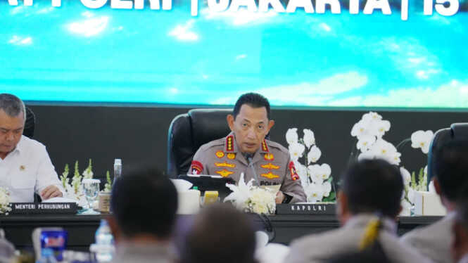 One-Month Deadline: House Commission III Demands Police Chief Swiftly Deal with Rogue Officers