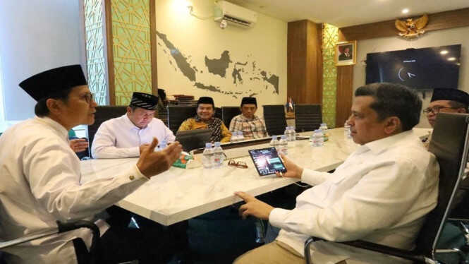 BPJPH Chief Visits MUI, Denies US Products Can Enter Indonesia Without Halal Certification