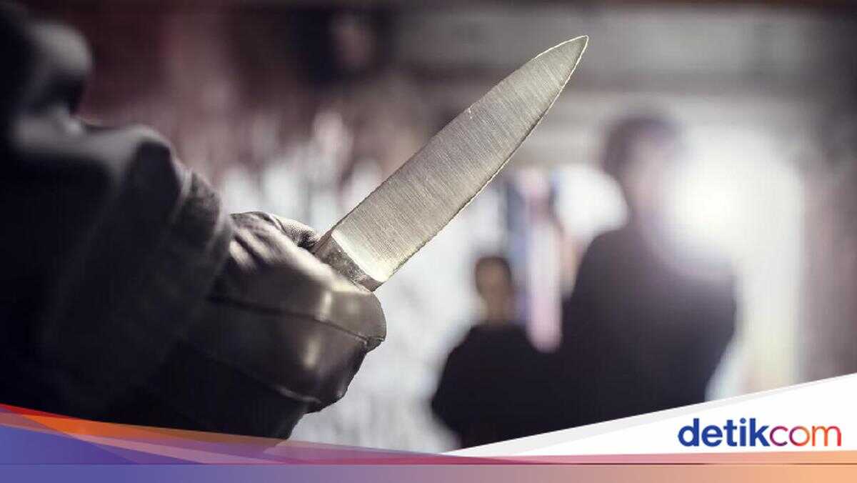 Viral Video Shows Debt Collectors Stabbing Lawyer During Vehicle Repossession in South Tangerang, Police Investigate