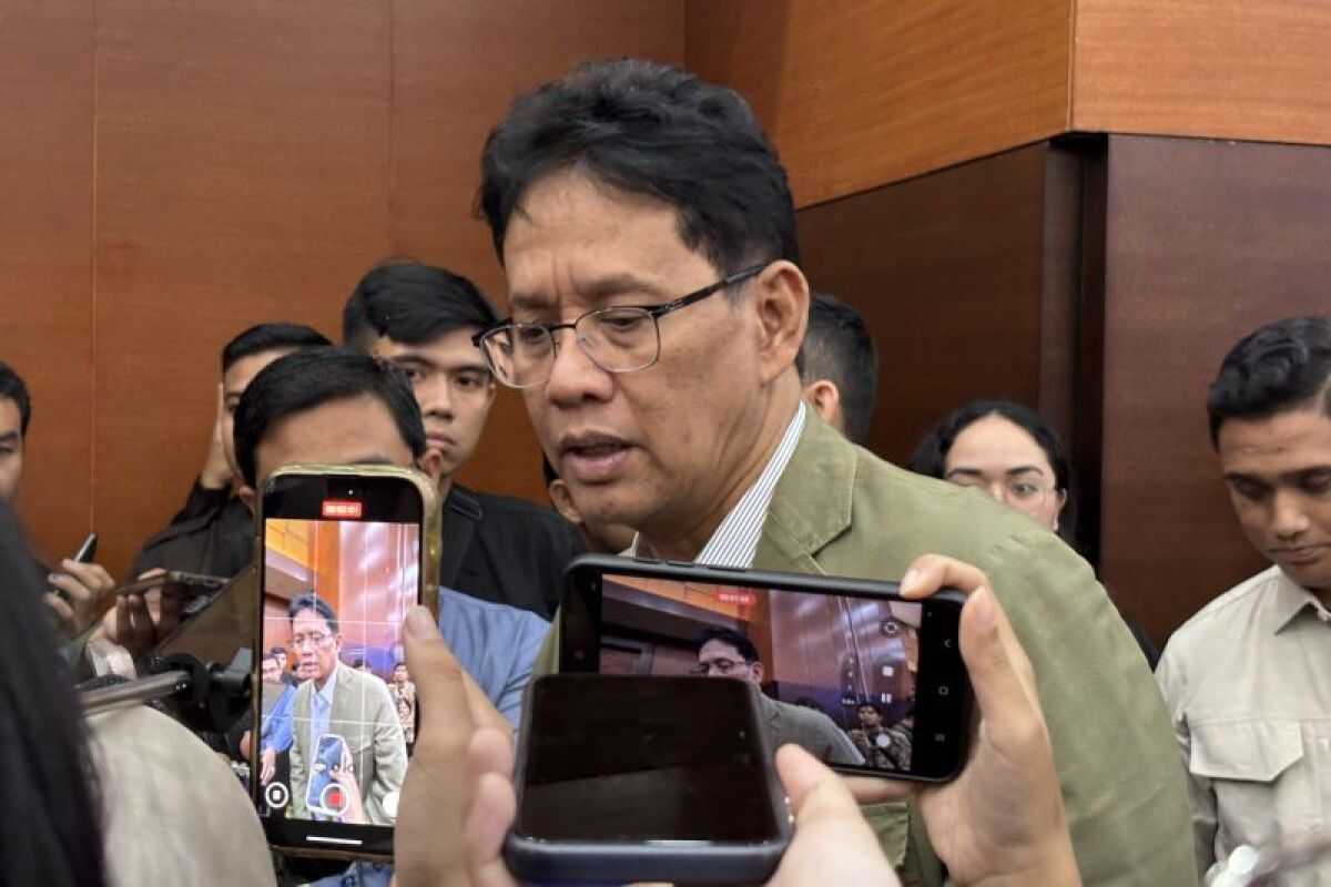 Purbaya Says No Members of Parliament Have Registered for OJK Selection