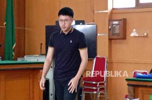 Resbob Attends Hate Speech Trial at Bandung District Court; Prosecutor Details Indictment