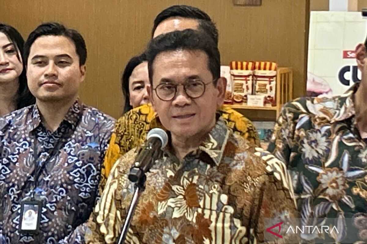 Trade Minister to Meet Village Minister to Discuss Proposed Regulation of Modern Retail Expansion