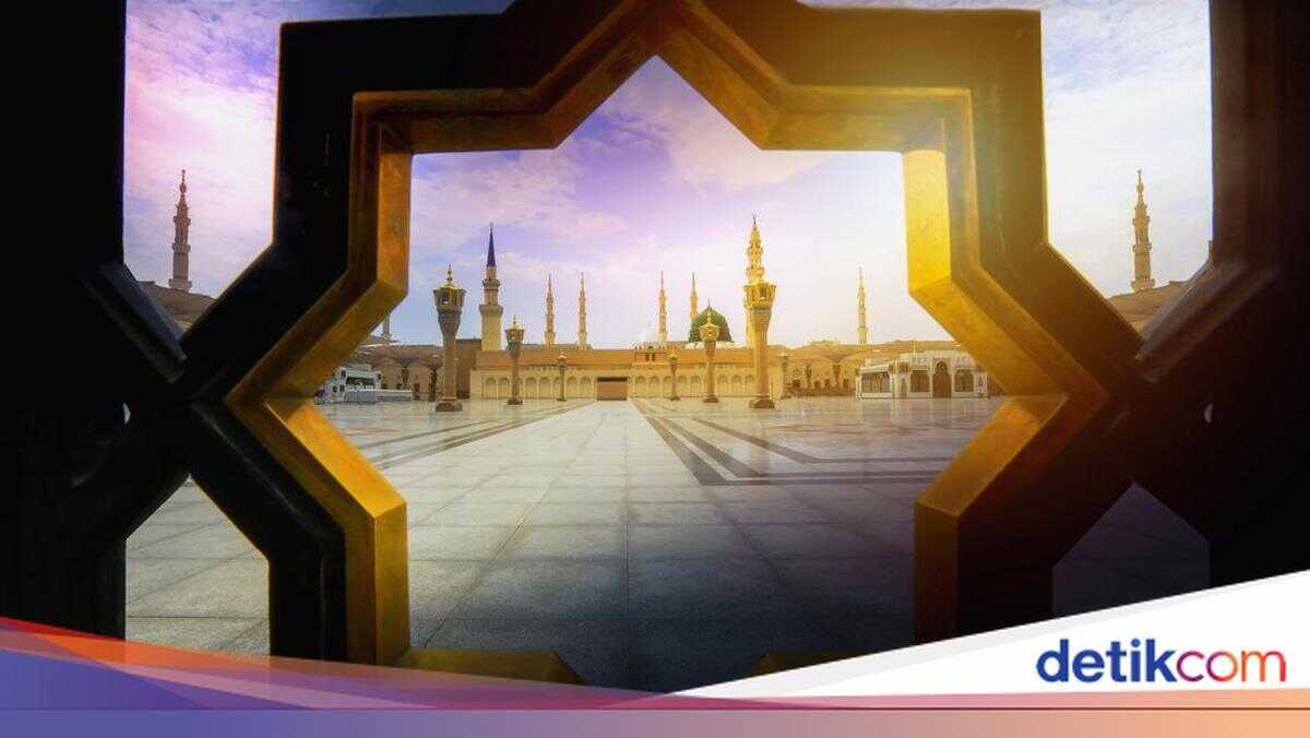 When to Begin I'tikaf in the Mosque: Timing for Ramadan 2026