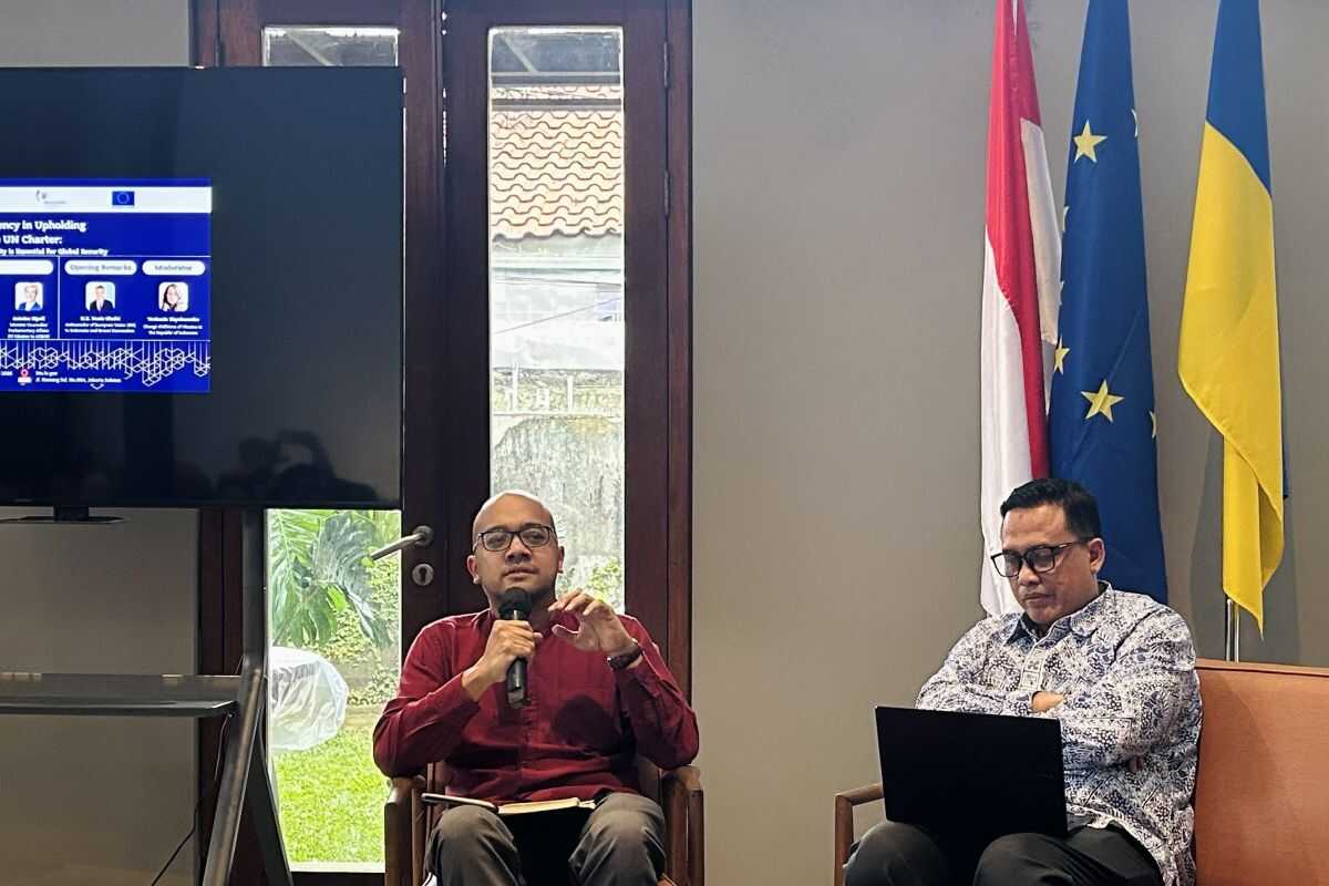 Experts Call for Middle-Power Nations to Strengthen Cooperation in Navigating Global Dynamics