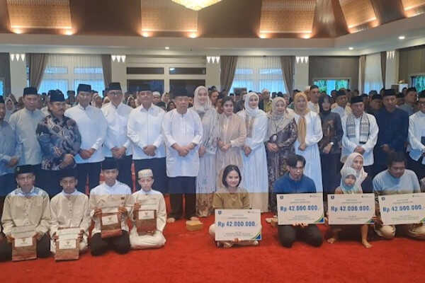 Bangka Belitung provincial government distributes Islamic alms through Ramadan outreach programme