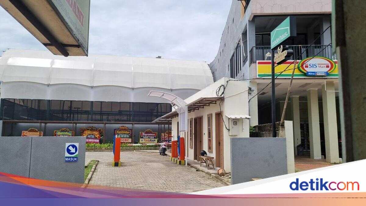 Residents and Traders Respond to Emergence of 'Padel Village' in Tangerang