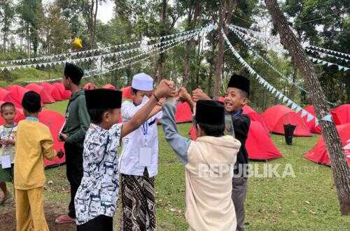 The Spirit of Ramadan: Baznas Channels Assistance and Financial Literacy to Orphans