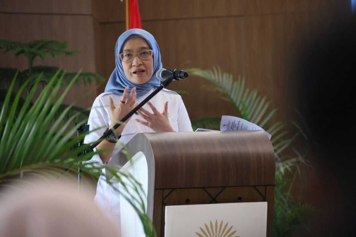 PANRB Minister: Not All Civil Servants Can Become Military Reserve Components