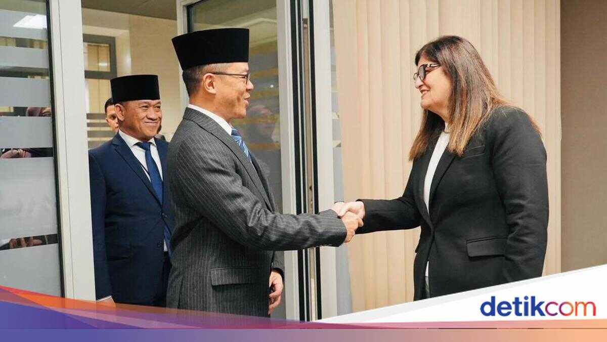 Exploring the Significance of Sugiono's Meeting with Palestinian Foreign Minister Regarding Board of Peace