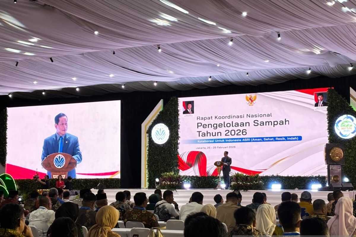 Environment Minister reminds regional authorities: landfill open dumping to cease by 2028